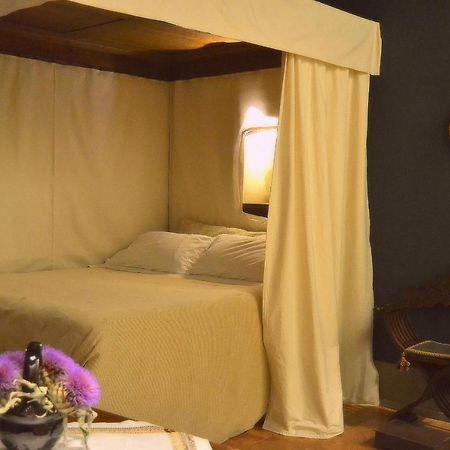 Sanpolo 1544 Antique Room Урбино Экстерьер фото