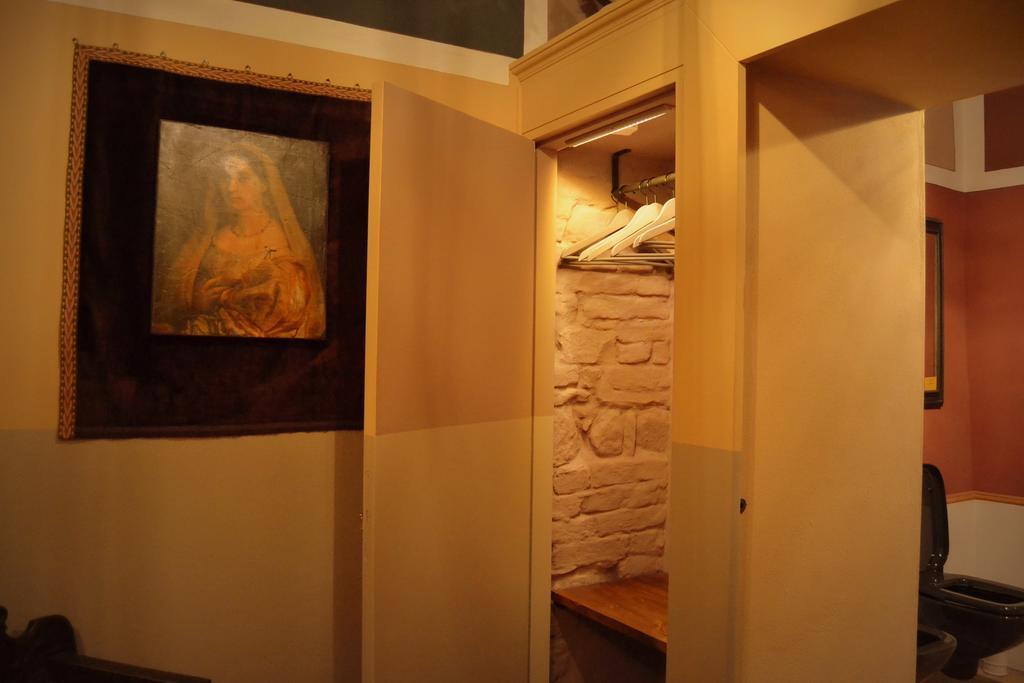 Sanpolo 1544 Antique Room Урбино Экстерьер фото